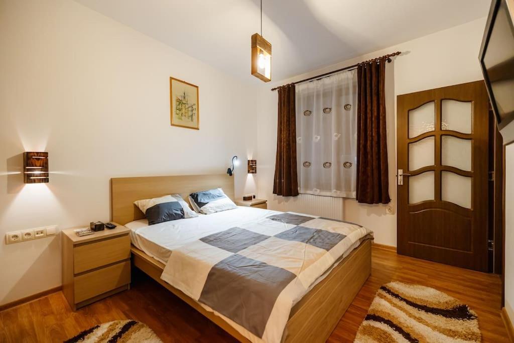 Appartamento Casa Cu Turn Sibiu Esterno foto